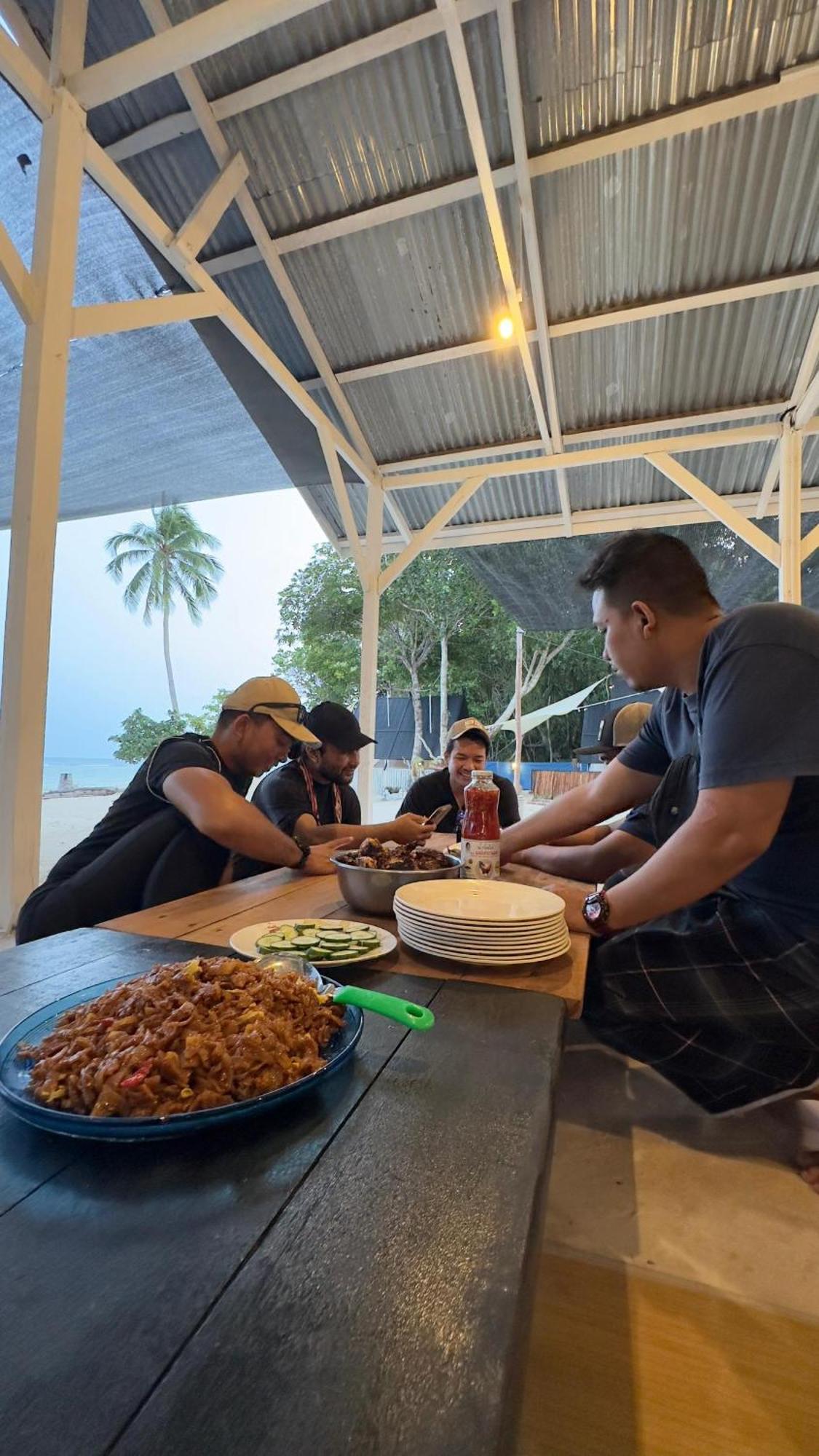 Juita Glamping Perhentian Island Hotel Kampung Kuala Besut Exterior photo